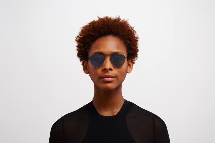 stel: sølv/marine|linse: lys sølvblitz duane MYKITA F0JJ22 årtier