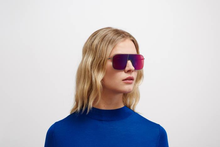 stel: skinnende grafit|linse: infrarød blitzskærm studie12.2 MYKITA F0JJ44 studie